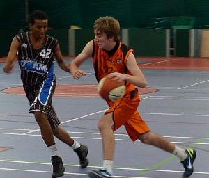 dom hinchcliffe basketball player